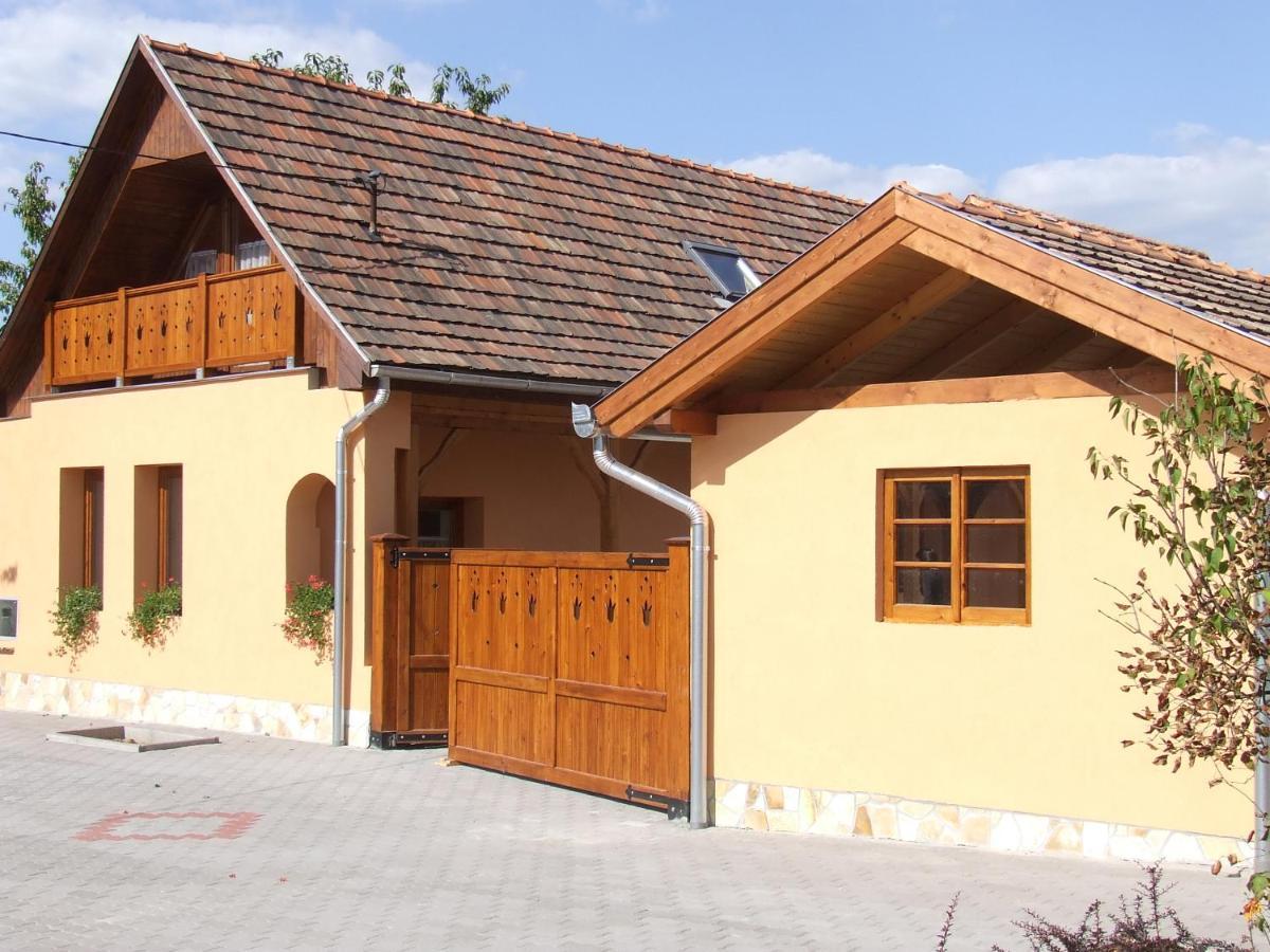 Villa Giulia Vendégház Verpelét Kültér fotó